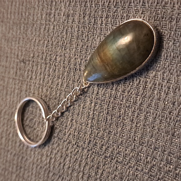 Large Teardrop Labradorite Keychain (2) - Picture 5 of 6